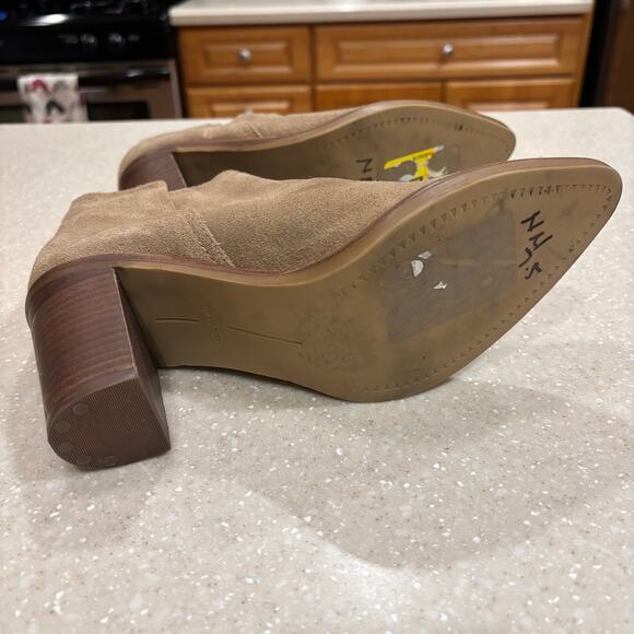 Dolce Vita Spade Women's Size 7.5 Brown Suede Western Heeled Chelsea Ankle Boots - Picture 5 of 8